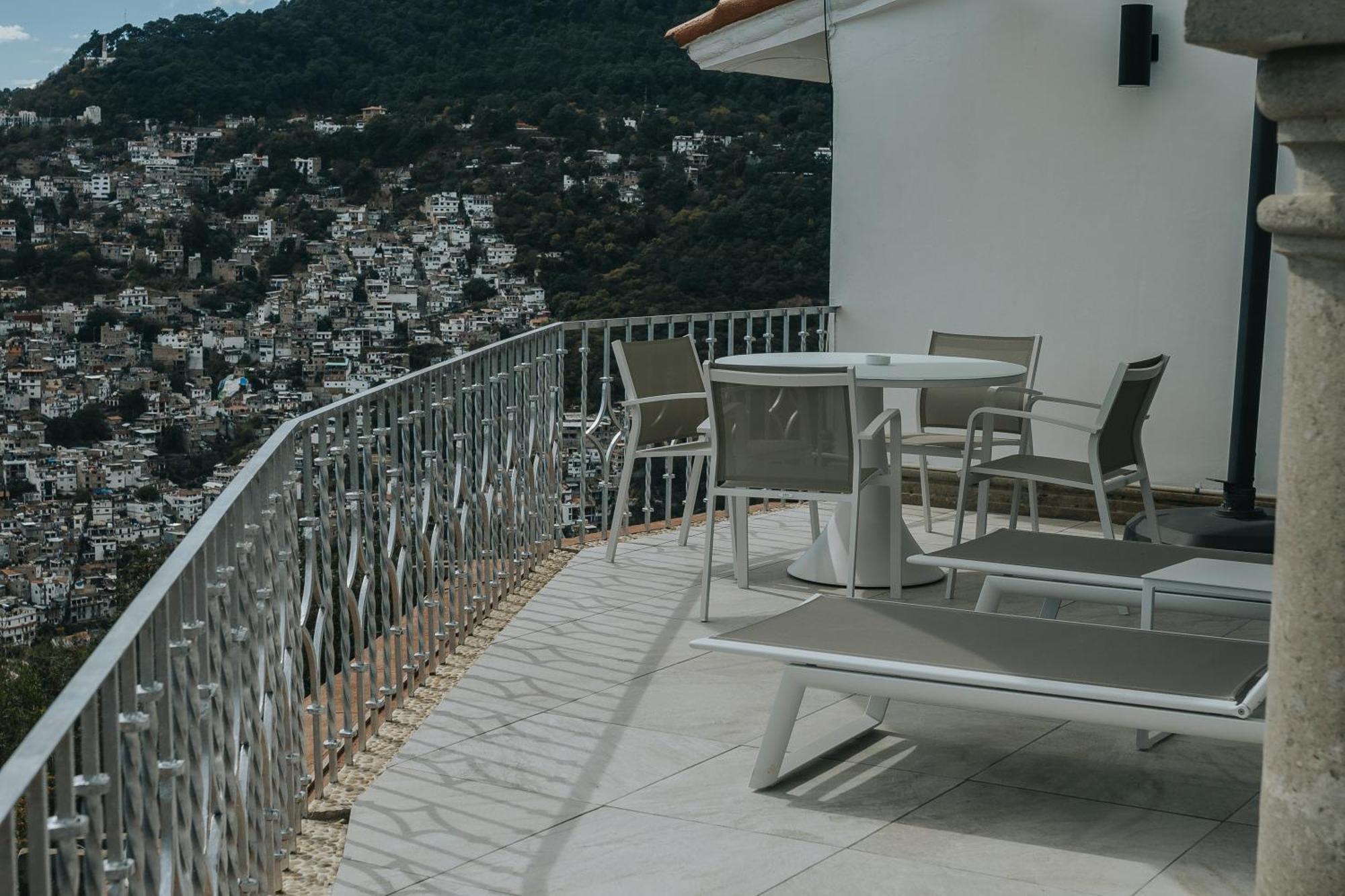 De Cantera Y Plata Hotel Boutique Таско-де-Аларкон Экстерьер фото